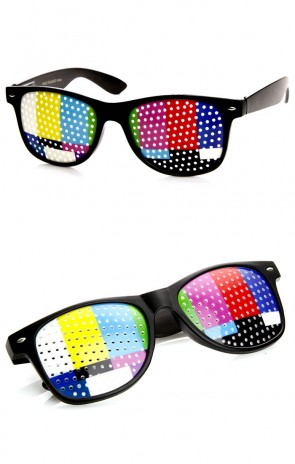 SMPTE Television Color Bars Poker Face Classic Horn Rimmed Sunglasses
