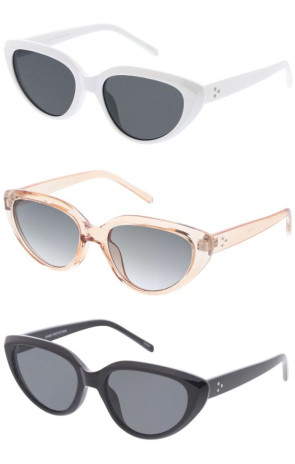 Bevelled Plastic Frame Metal Temple Detail Triangle Cat Eye Wholesale Sunglasses